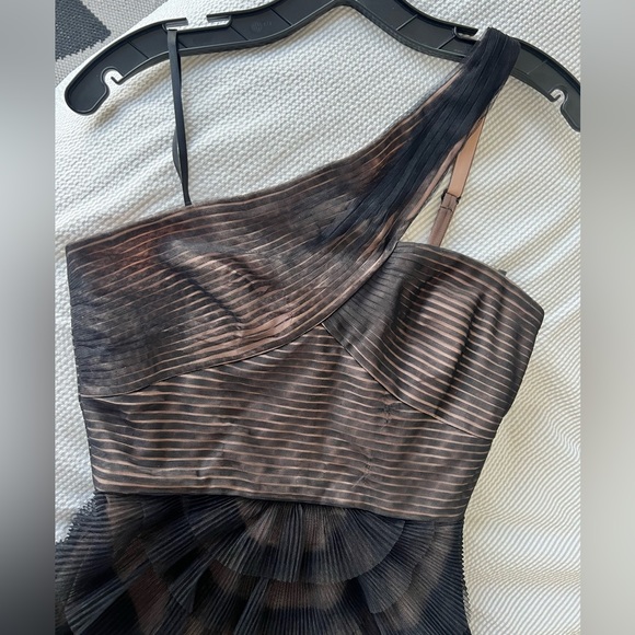 Black BCBGMaxAzria mini dress in size 4- worn once - Picture 4 of 6